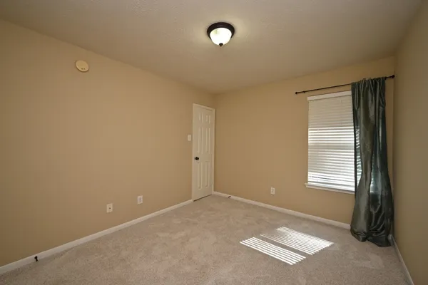 $2,450 | 219 North Wimberly Way, The Woodlands, TX 77385