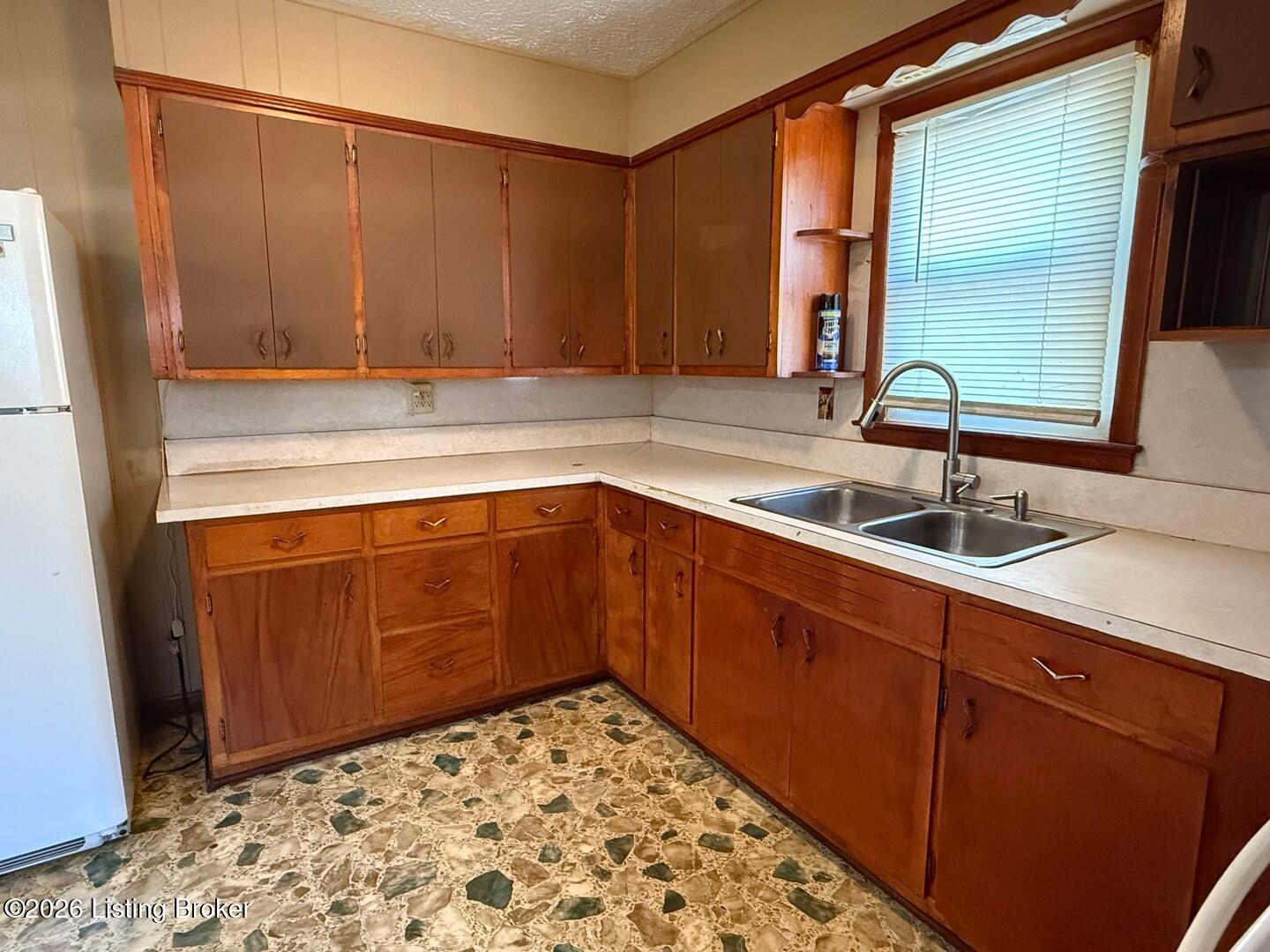 421 Peonia Road Clarkson, KY 42726 - Photo 24 of 35 Image 19
