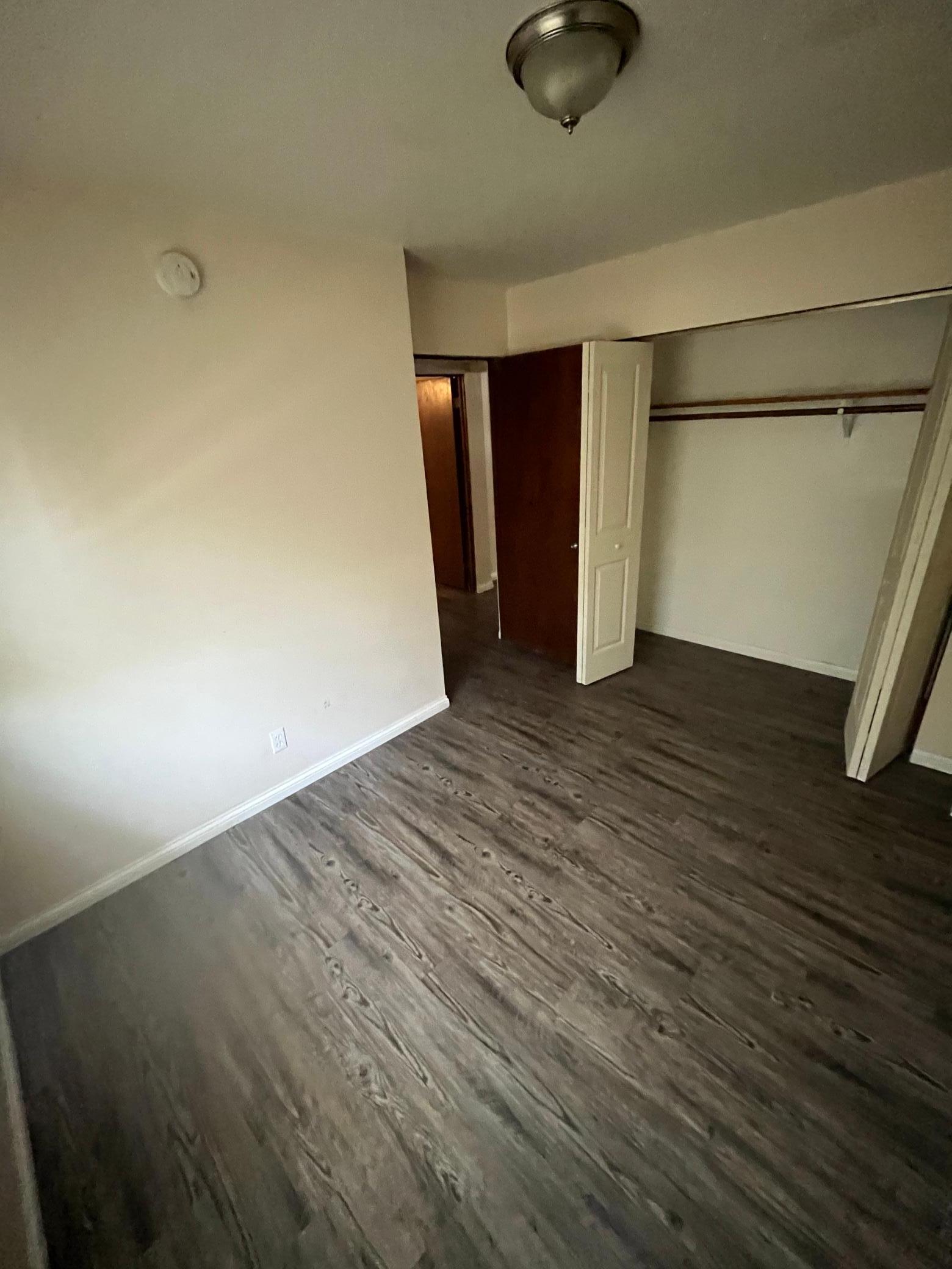 1107 57th Avenue North Minneapolis, MN 55430 - Photo 14 of 30