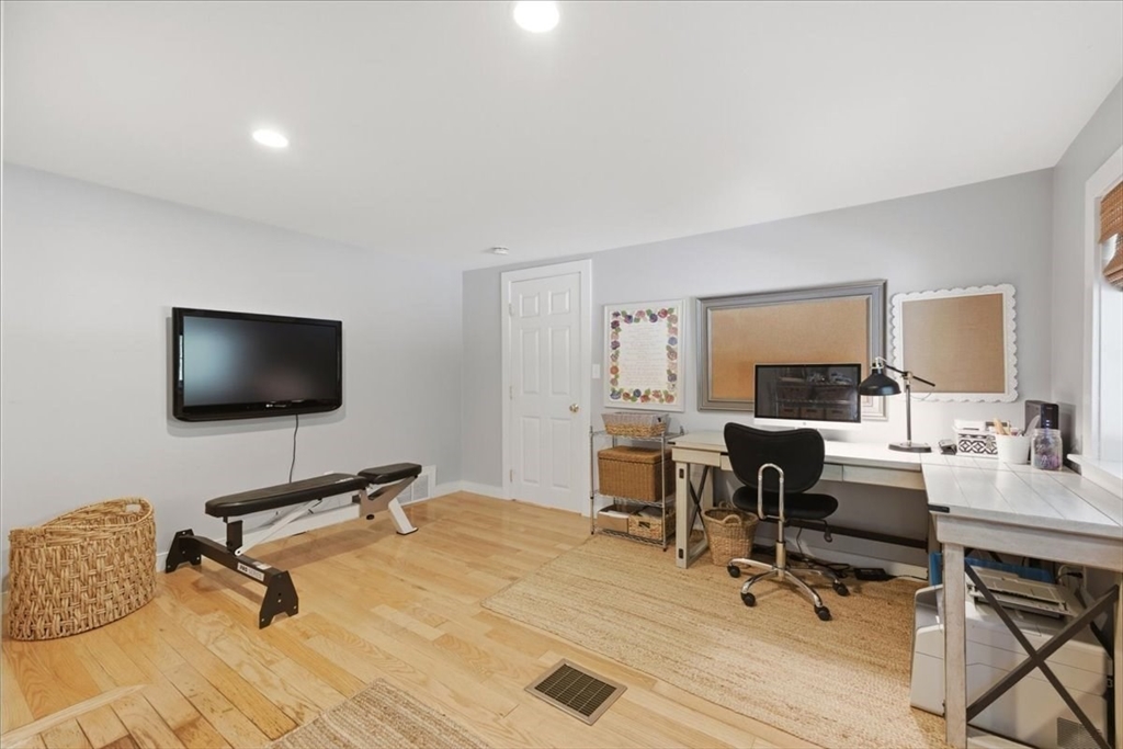 32 Branch Street Scituate, MA 02066 - Photo 31 of 42
