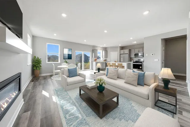 $384,990 | 993 Stone Creek Dr., Jordan, MN 55352