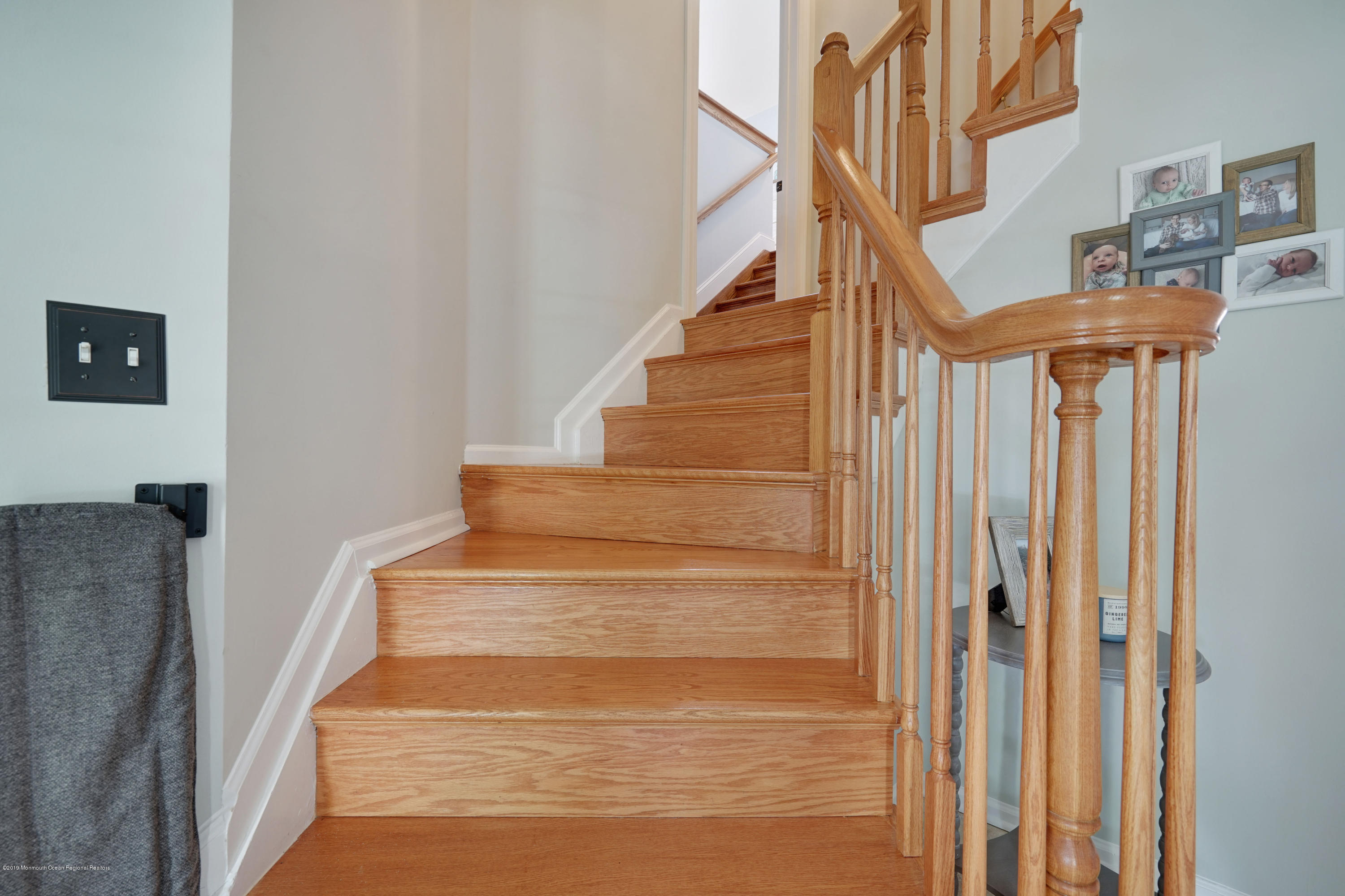 11 East Shenendoah Road Howell, NJ 07731 - Photo 5 of 42 023_dsc07102-dsc07106