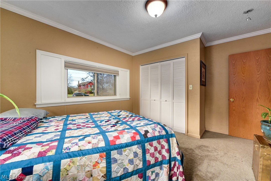 22825 Mastick Road Cleveland, OH 44126 - Photo 17 of 35