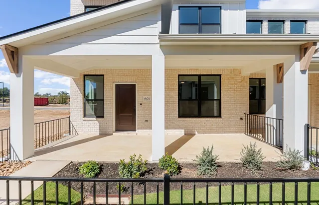 $399,900 | 1280 East Main Street, Unit 601, Round Rock, TX 78664