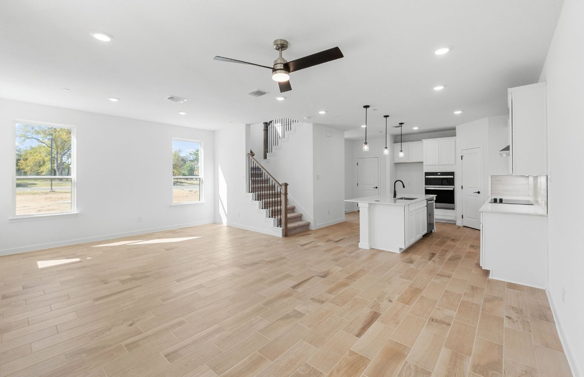 1280 East Main Street, Unit 601 Round Rock, TX 78664 - Photo 4 of 27