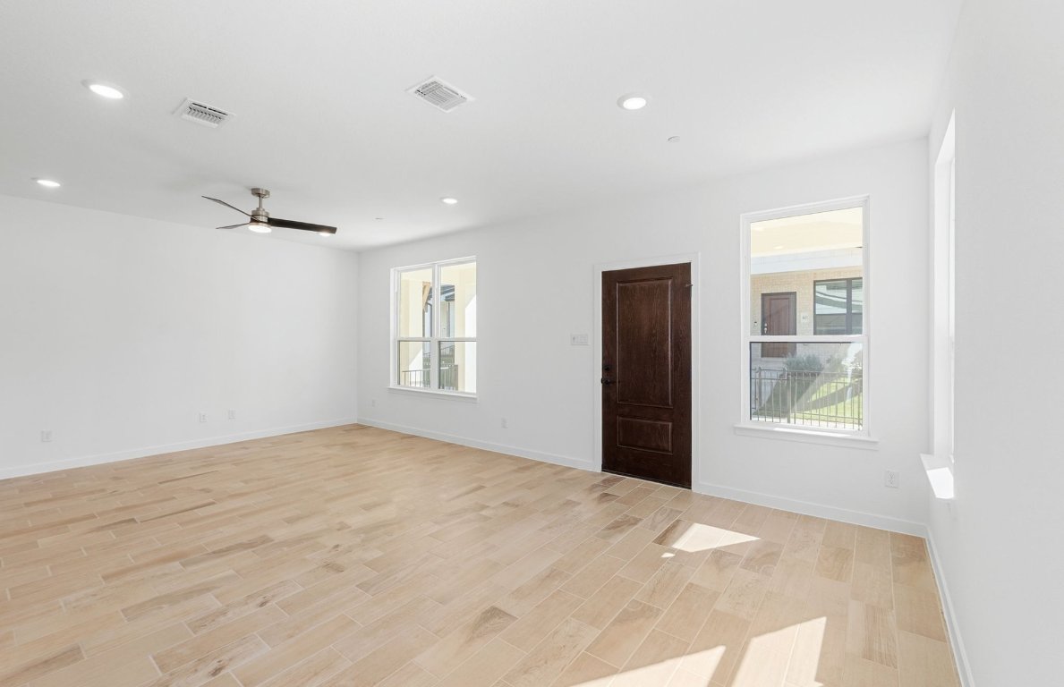 1280 East Main Street, Unit 601 Round Rock, TX 78664 - Photo 5 of 27