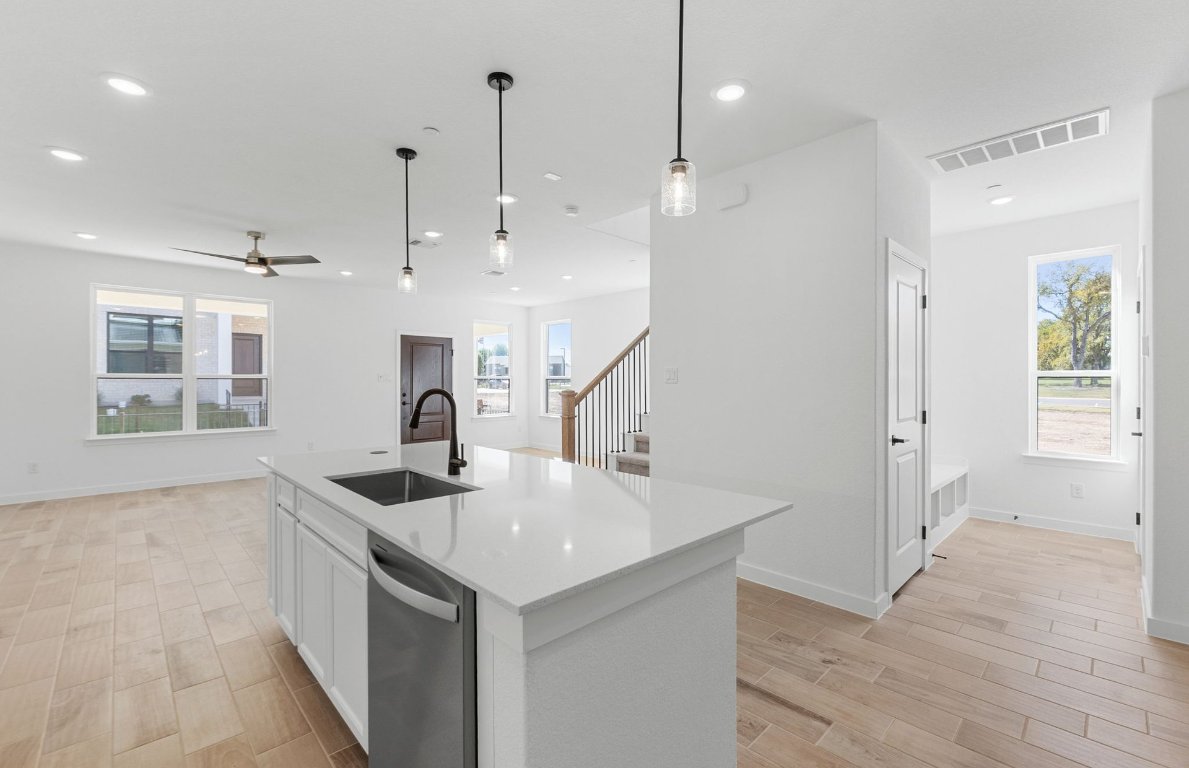 1280 East Main Street, Unit 601 Round Rock, TX 78664 - Photo 8 of 27