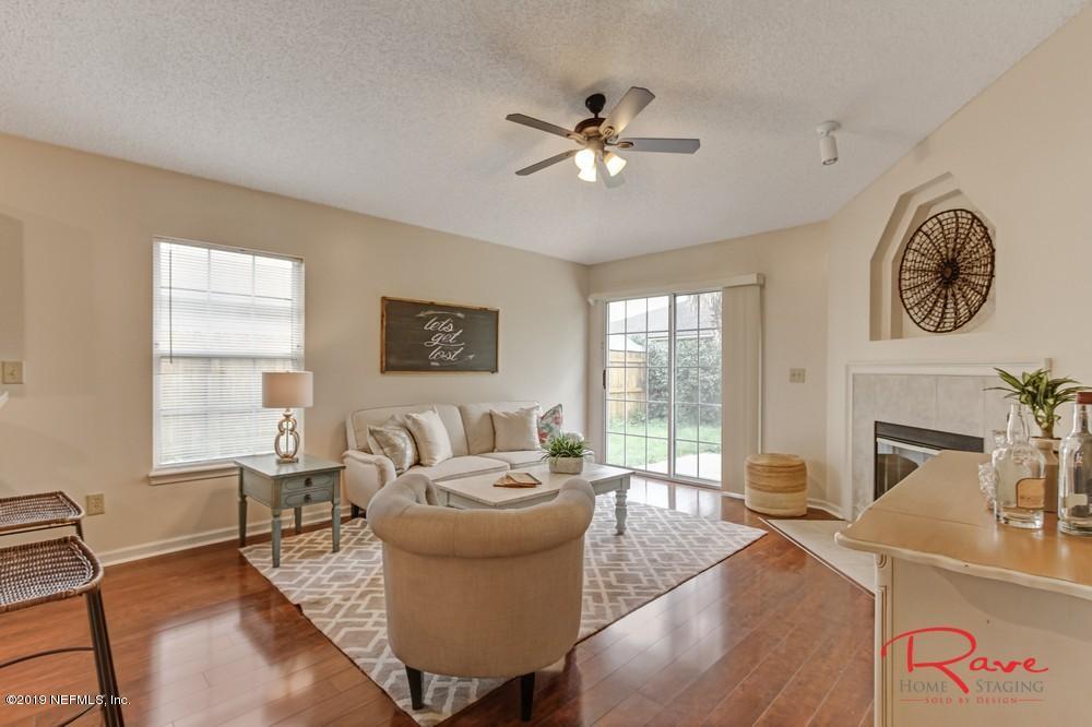 12767 Copper Springs Road Jacksonville, FL 32246 - Photo 25 of 42 25. Living Room