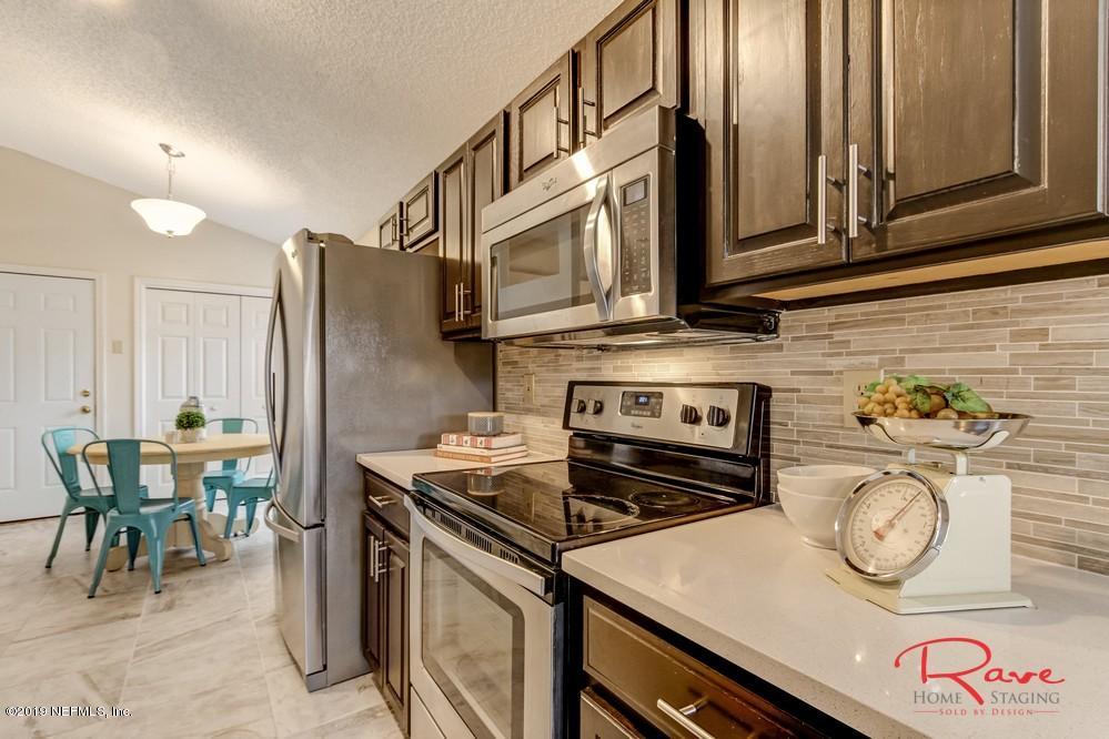 12767 Copper Springs Road Jacksonville, FL 32246 - Photo 8 of 42 8. Kitchen