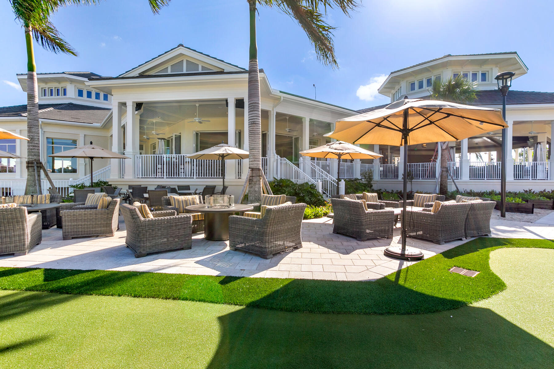 336 Golfview Road, Unit 619 North Palm Beach, FL 33408 - Photo 50 of 55 Restaurant Deck 2