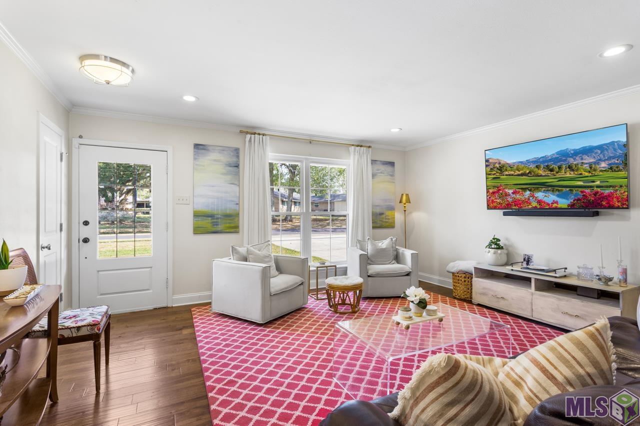 1031 Seyburn Drive Baton Rouge, LA 70808 - Photo 2 of 20