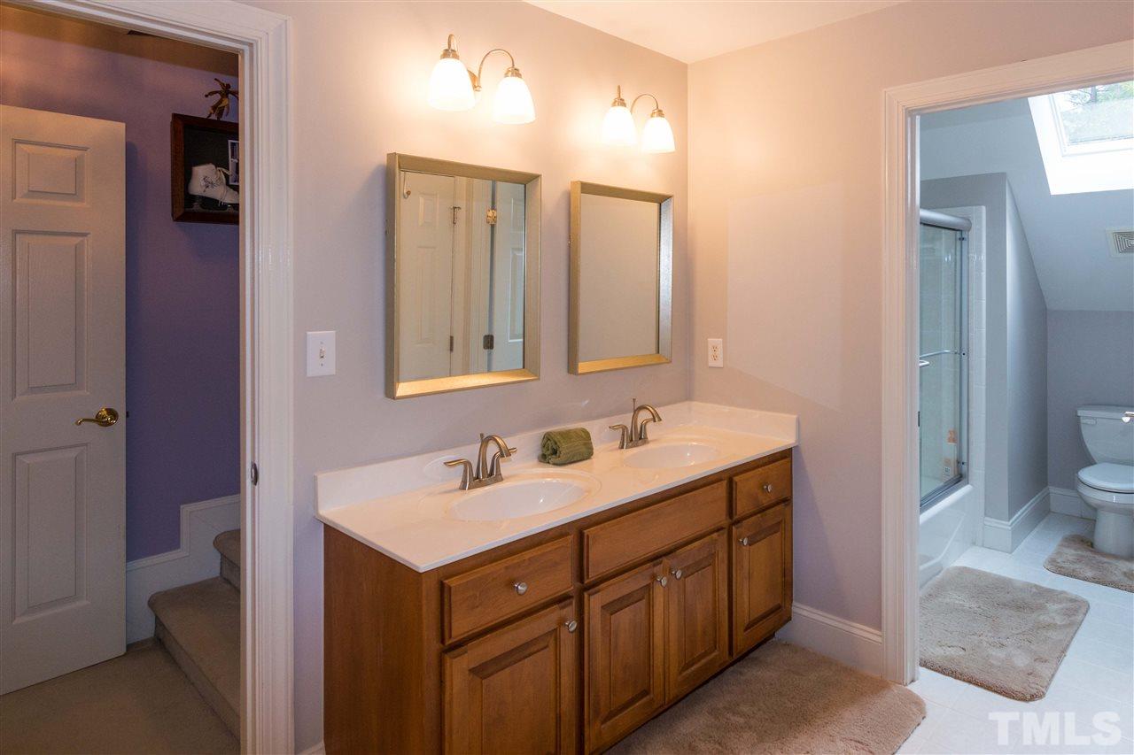 4737 Sharpstone Lane Raleigh, NC 27615 - Photo 19 of 25