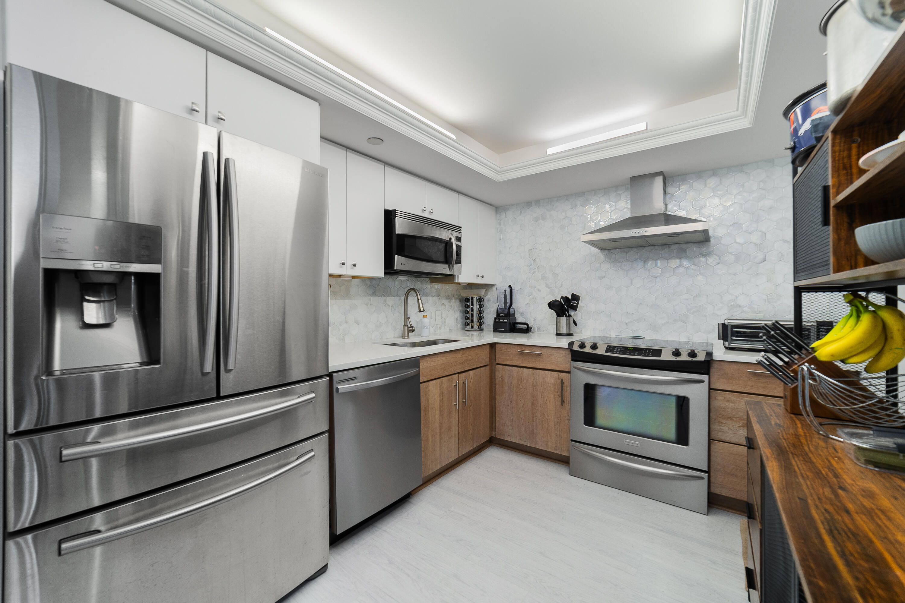4101 North Ocean Boulevard, Unit 505 Boca Raton, FL 33431 - Photo 9 of 34 Kitchen