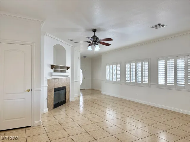 $2,450 | 8896 Tomnitz Avenue, Las Vegas, NV 89178