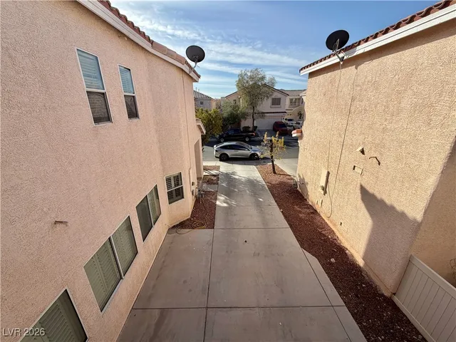 $2,450 | 8896 Tomnitz Avenue, Las Vegas, NV 89178