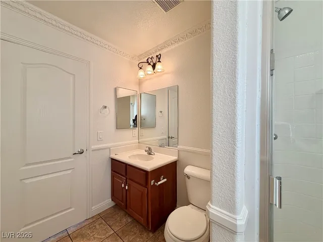 $2,450 | 8896 Tomnitz Avenue, Las Vegas, NV 89178