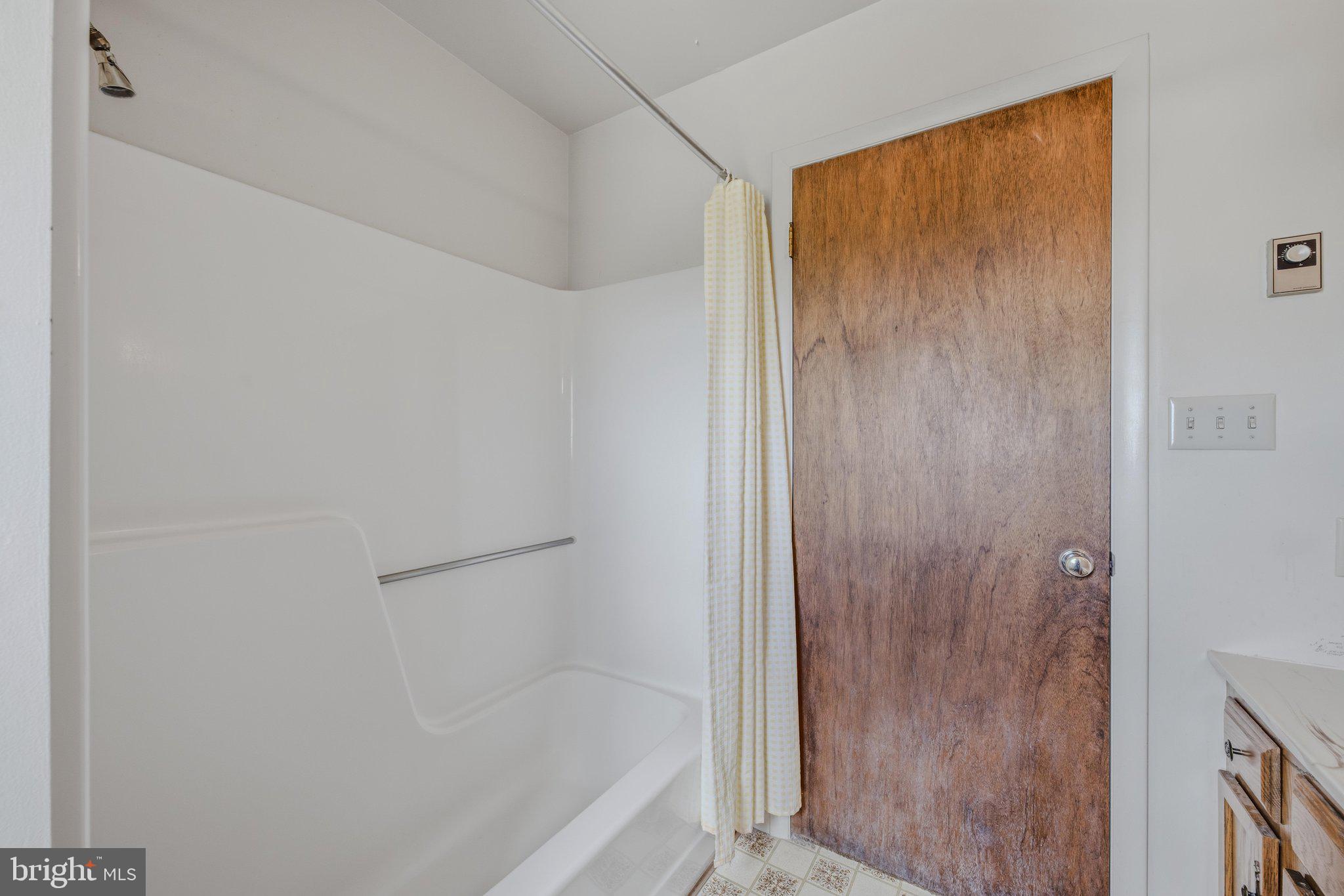 11728 White Hall Road Smithsburg, MD 21783 - Photo 42 of 71 Upstairs Bathroom