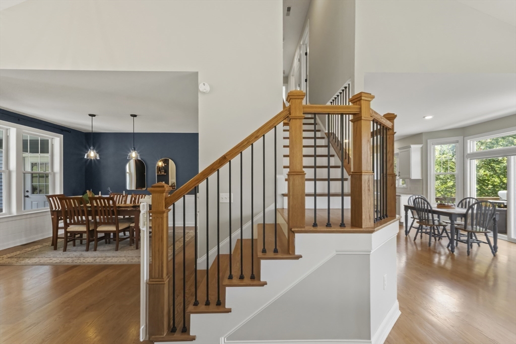 112 Nourse Road Bolton, MA 01740 - Photo 7 of 42