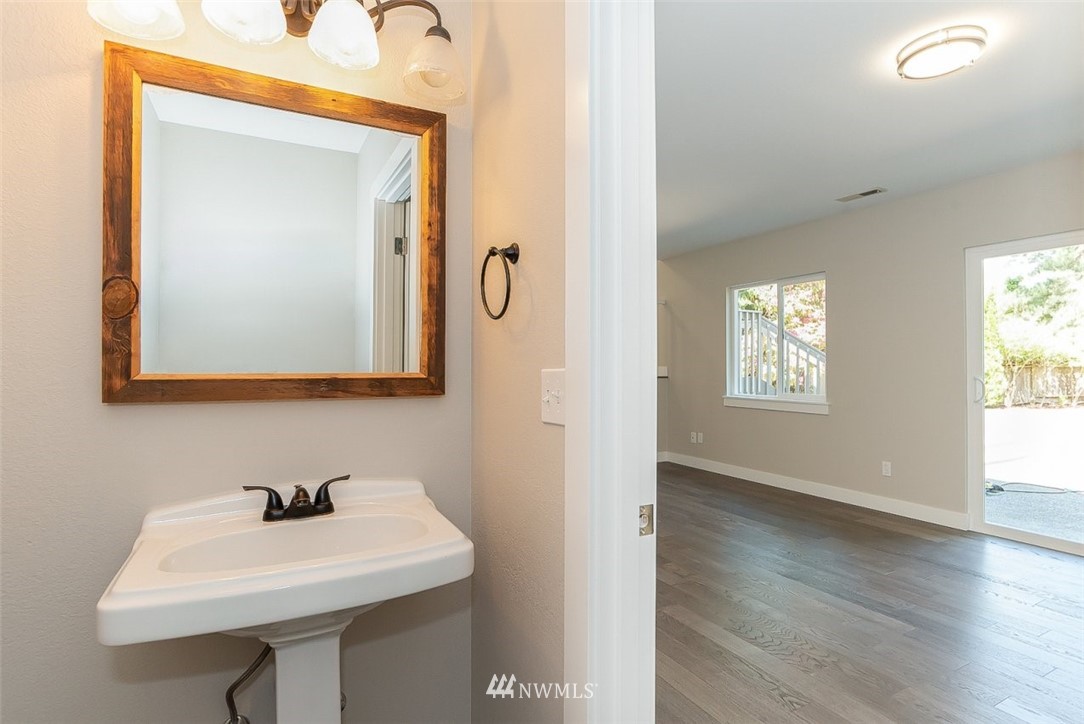 11908 Northeast 159th Street Bothell, WA 98011 - Photo 13 of 25 Gallery Image 13