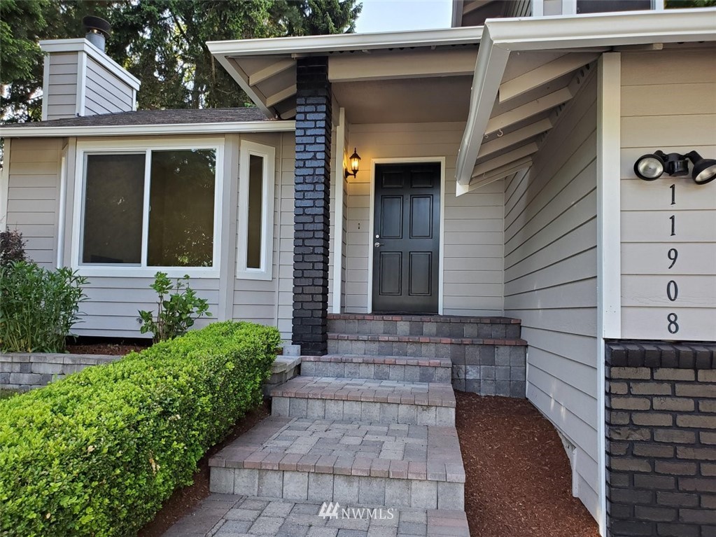 11908 Northeast 159th Street Bothell, WA 98011 - Photo 3 of 25 Gallery Image 3