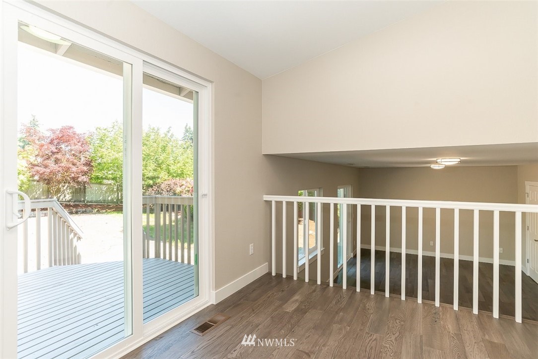 11908 Northeast 159th Street Bothell, WA 98011 - Photo 10 of 25 Gallery Image 10