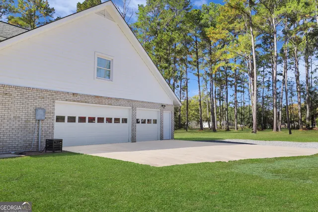 $582,200 | 965 Old Olive Branch Road, Ellabell, GA 31308