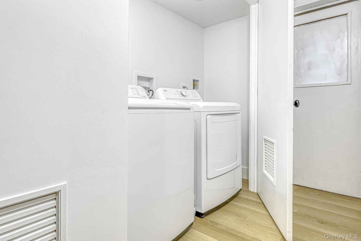 3 Camp Hill Road Pomona, NY 10970 - Photo 23 of 26 a utility room with dryer and washer