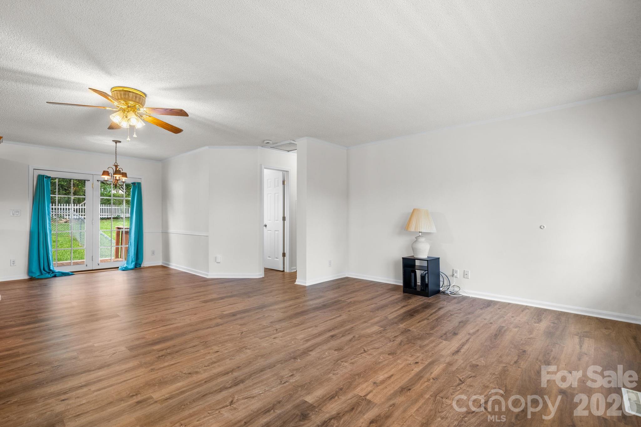 952 Eastern Ridge Drive Newton, NC 28658 - Photo 6 of 48