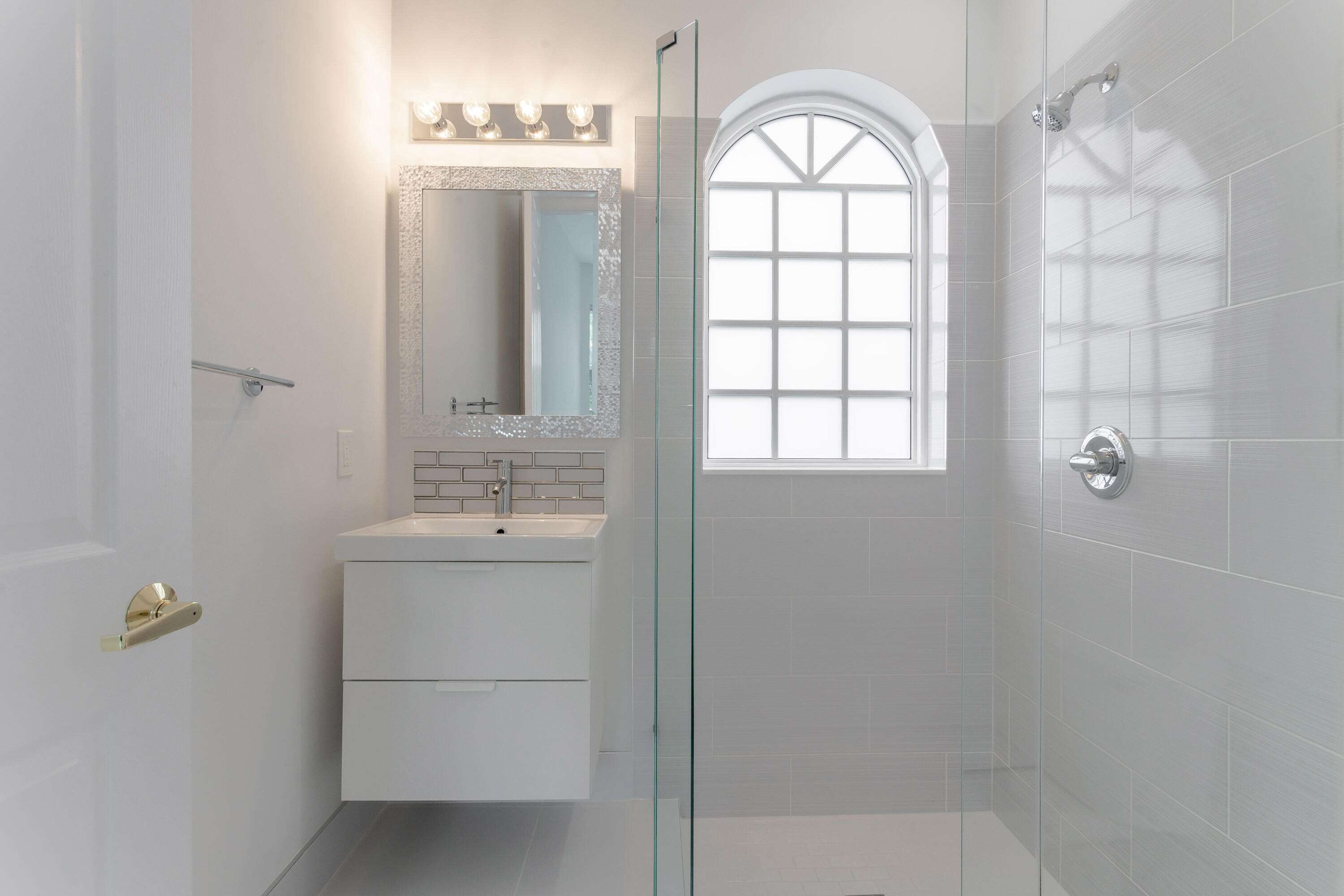 7160 Northwest Turtle Walk Boca Raton, FL 33487 - Photo 32 of 37 Guess Bathroom