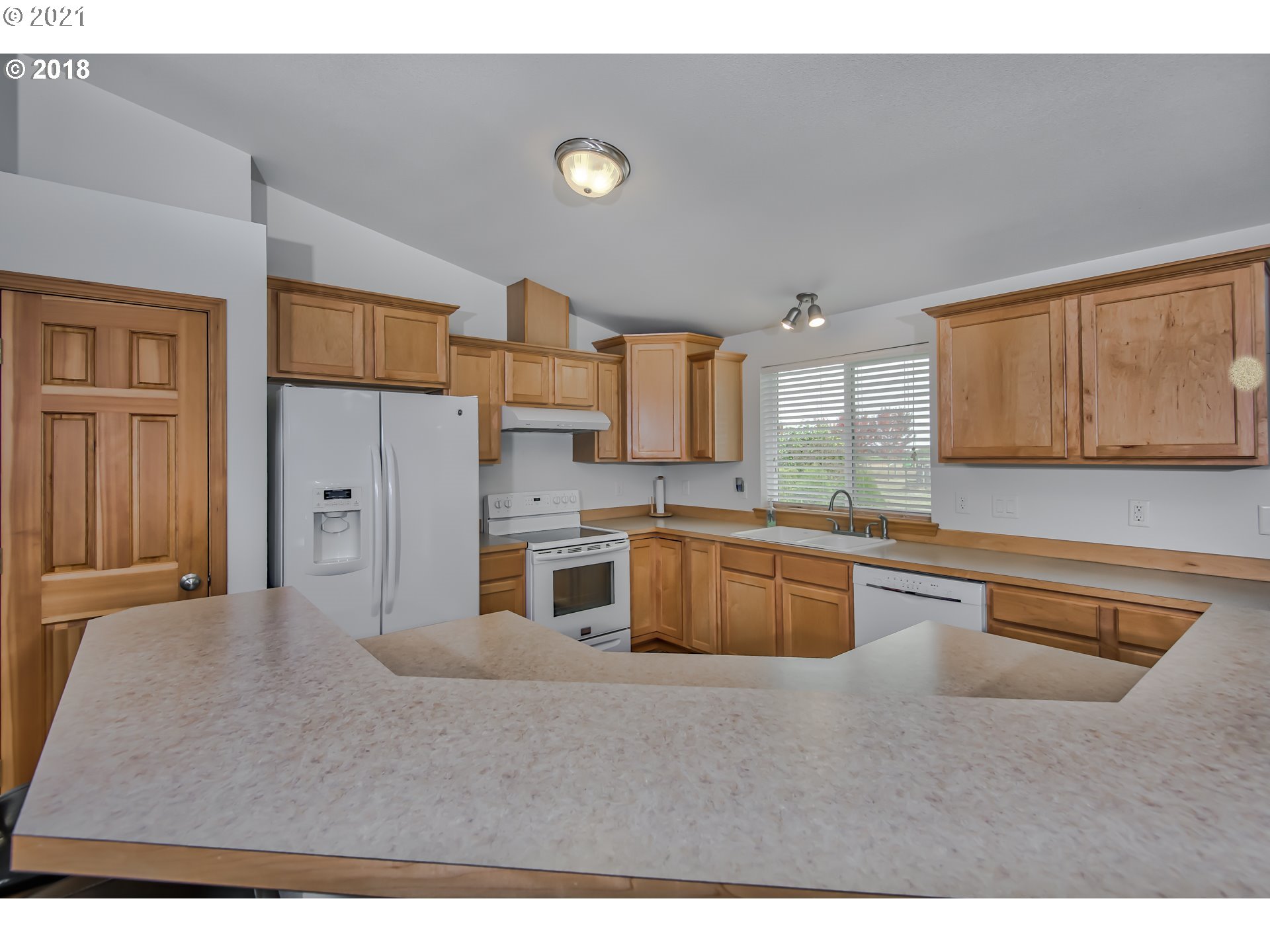 22345 Southwest Dejong Road McMinnville, OR 97128 - Photo 7 of 27 Gallery Image 7