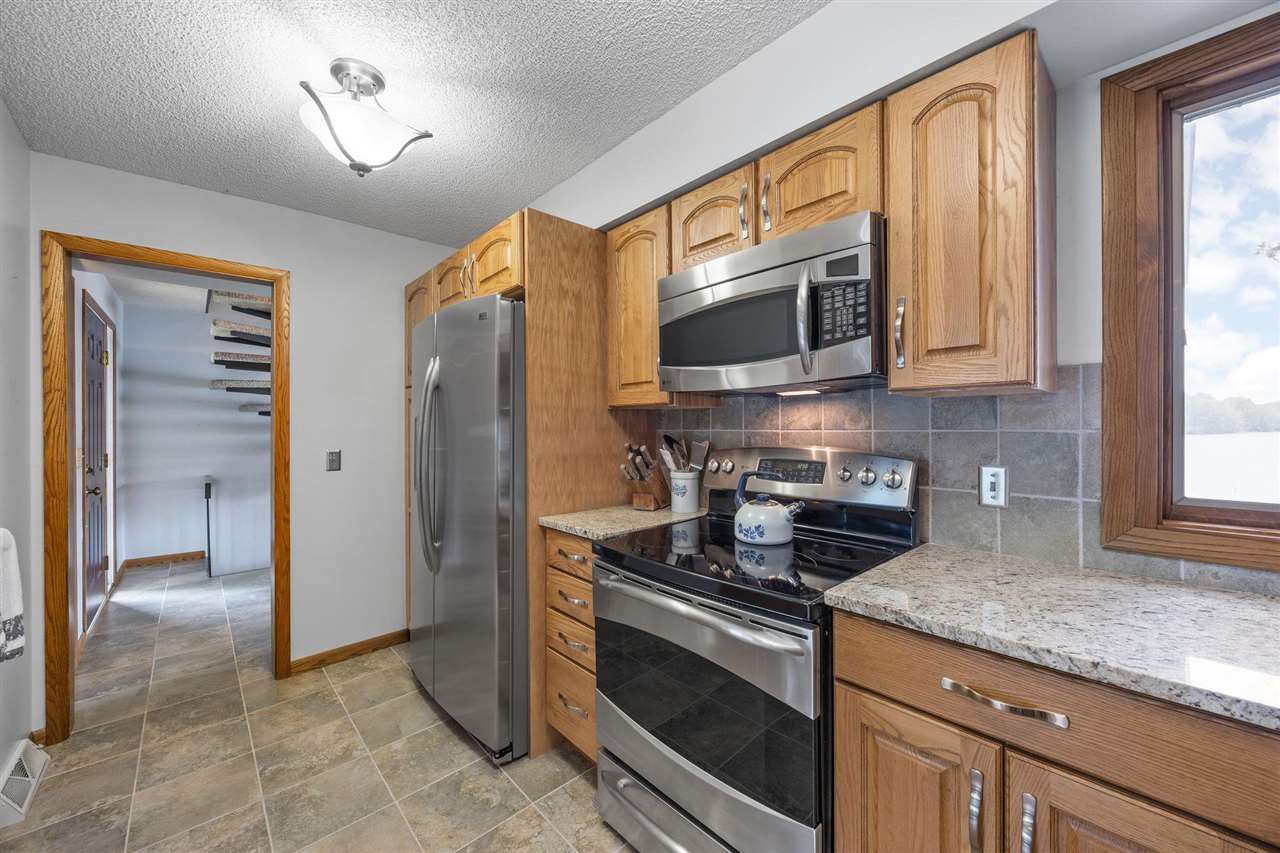 3796 Cottage Reserve Road Northeast Solon, IA 52333 - Photo 20 of 53 Gallery Image 20