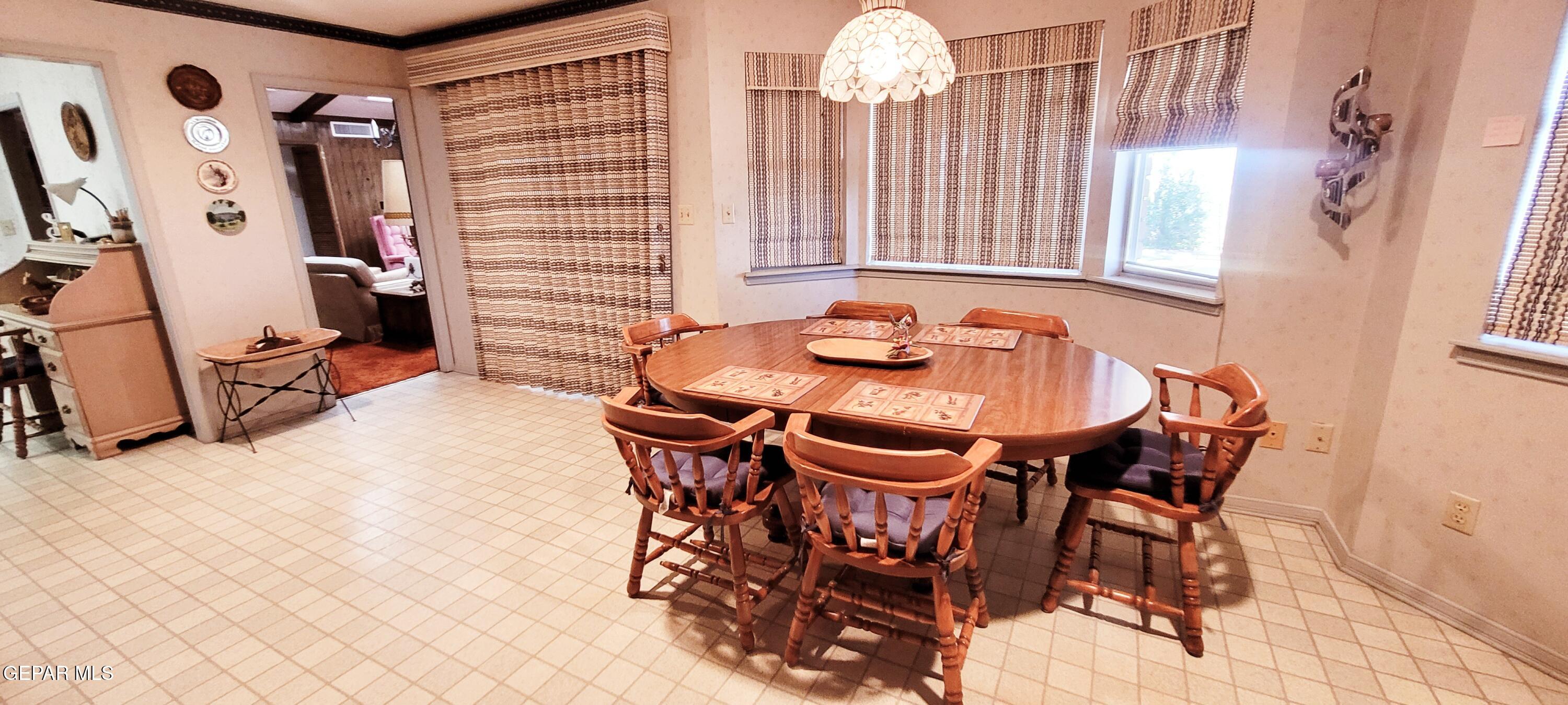 3104 Stone Edge Road El Paso, TX 79904 - Photo 14 of 46 Breakfast Room 3