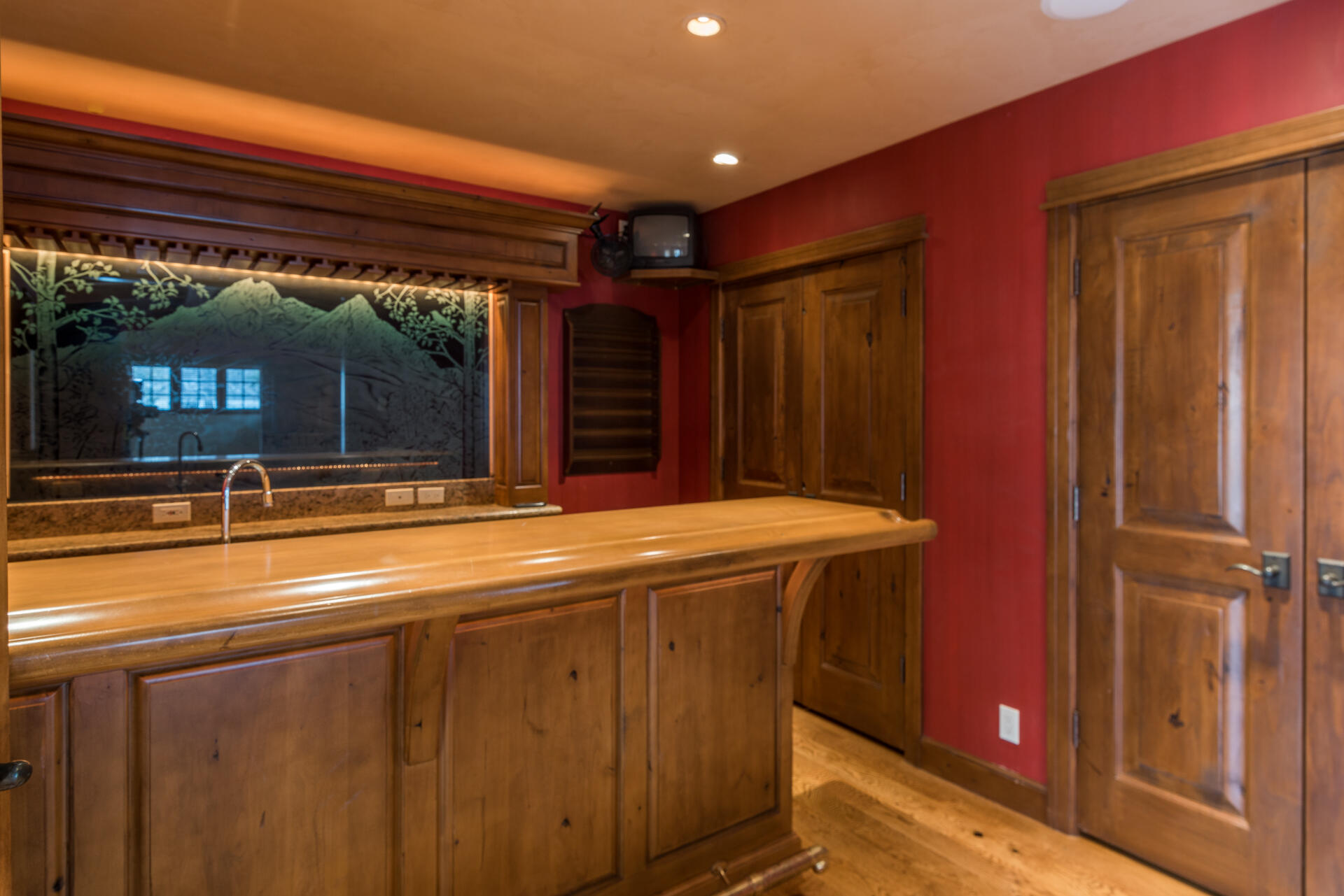 1371 Silver Star Drive Hailey, ID 83333 - Photo 15 of 37 Wet Bar