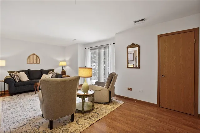 $209,900 | 9512 Keilman Street, Unit 1N, St. John, IN 46373