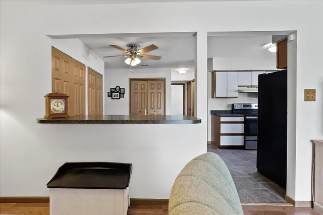 $209,900 | 9512 Keilman Street, Unit 1N, St. John, IN 46373