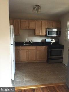 7106 Valley Park Road Capitol Heights, MD 20743 - Photo 7 of 11 Kitchen