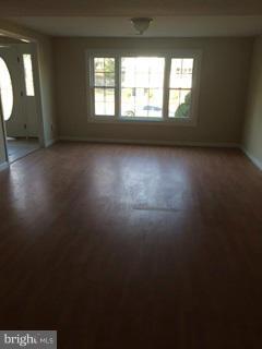 7106 Valley Park Road Capitol Heights, MD 20743 - Photo 10 of 11 Family Room