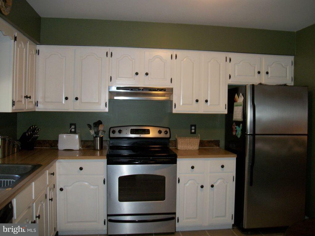 919 Rabbit Hill Road Lititz, PA 17543 - Photo 11 of 35