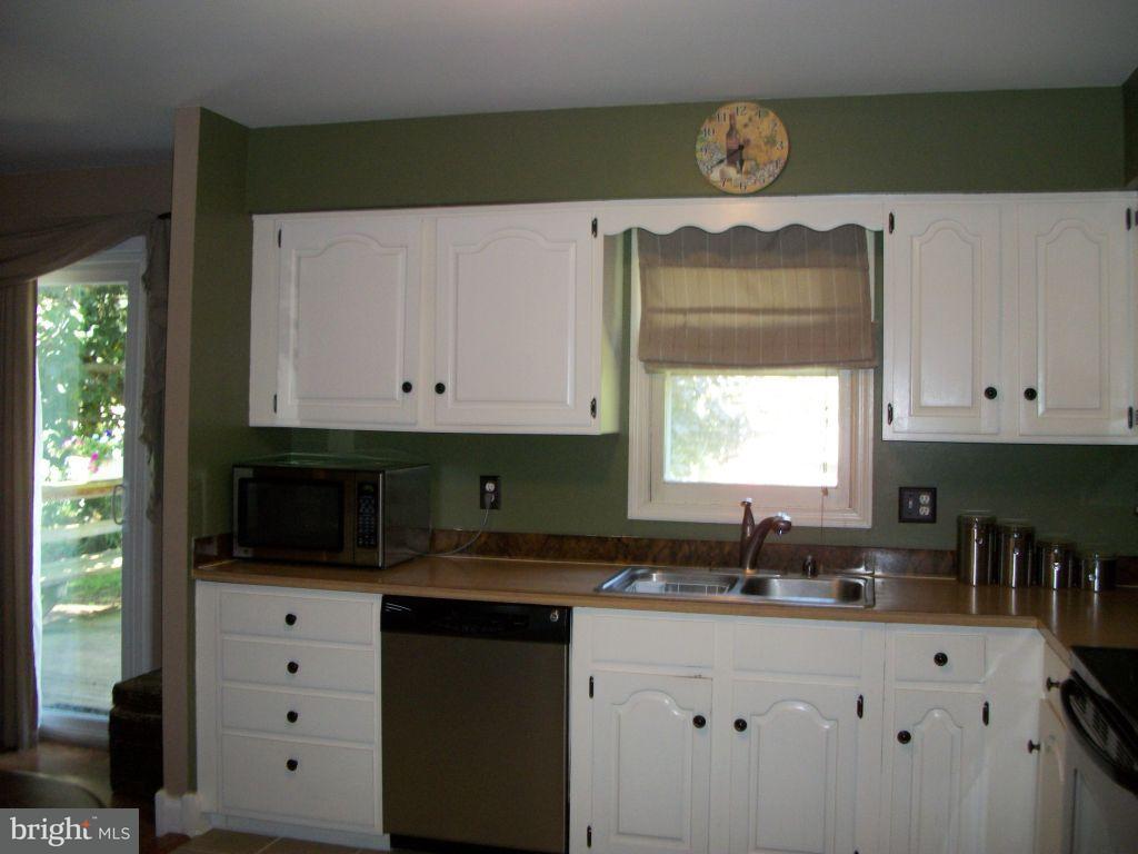 919 Rabbit Hill Road Lititz, PA 17543 - Photo 10 of 35