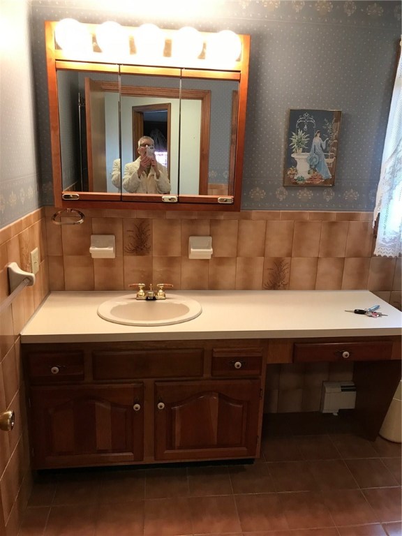149 Capwell Avenue Woonsocket, RI 02895 - Photo 11 of 11 Gallery Image 11