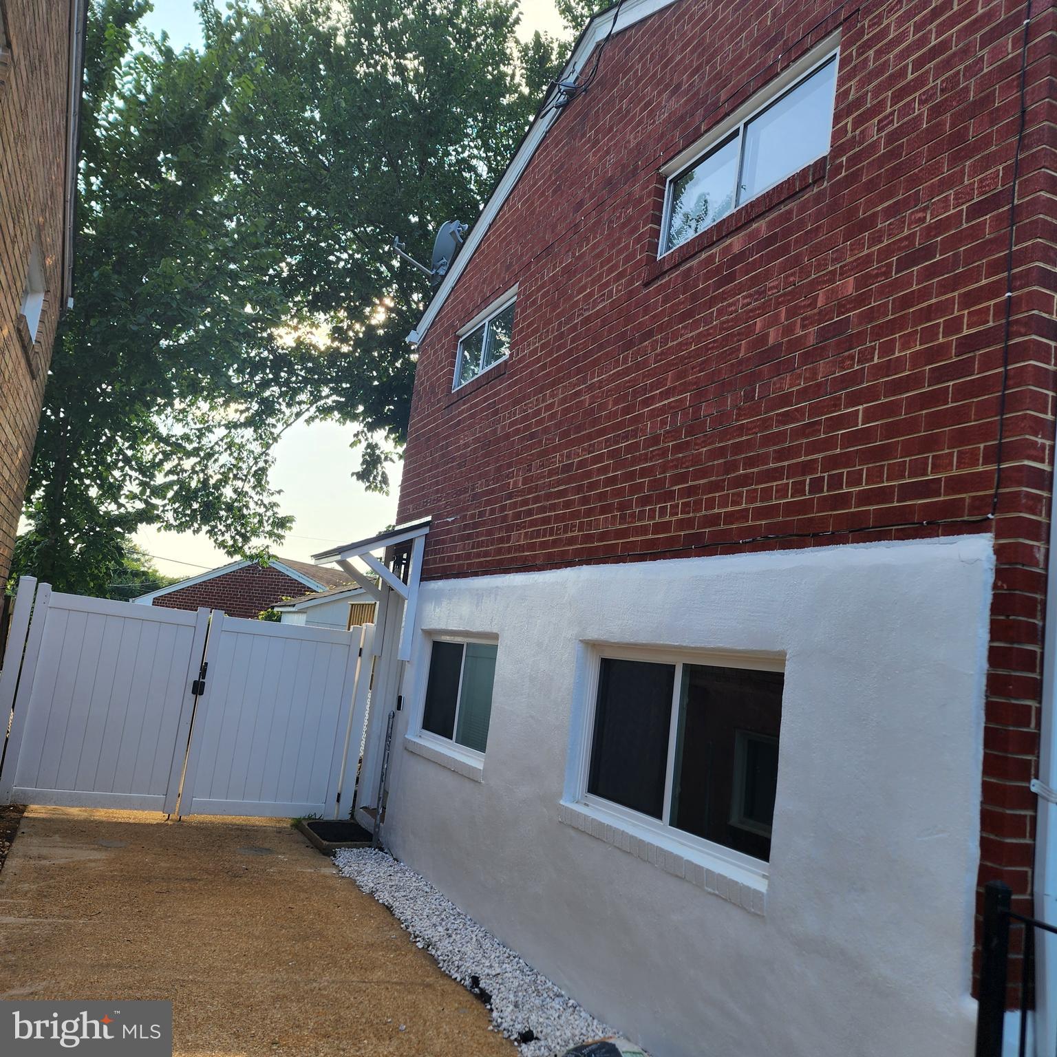 1405 42nd Street Southeast Washington, DC 20020 - Photo 21 of 36 Gate Side view