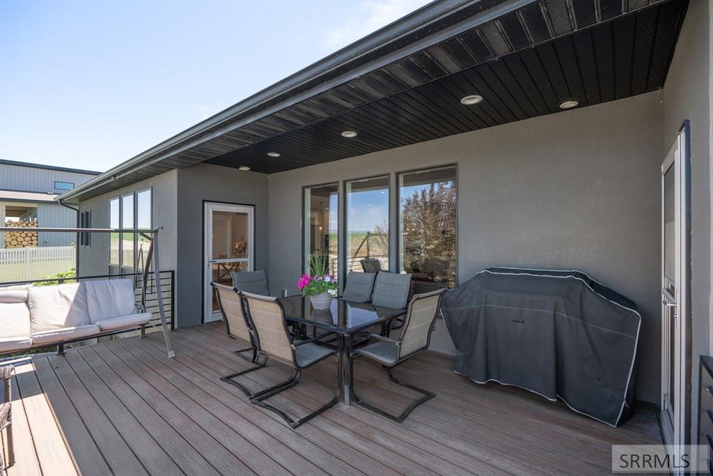 609 South Hidden Valley Road Rexburg, ID 83440 - Photo 8 of 78
