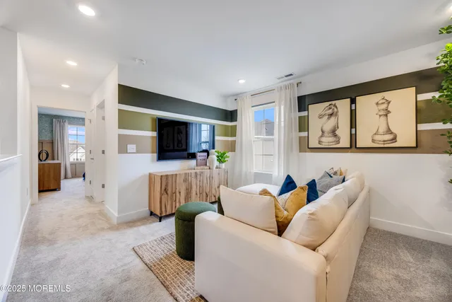 $829,990 | 116 Fillmore Drive, Monroe Township, NJ 08831