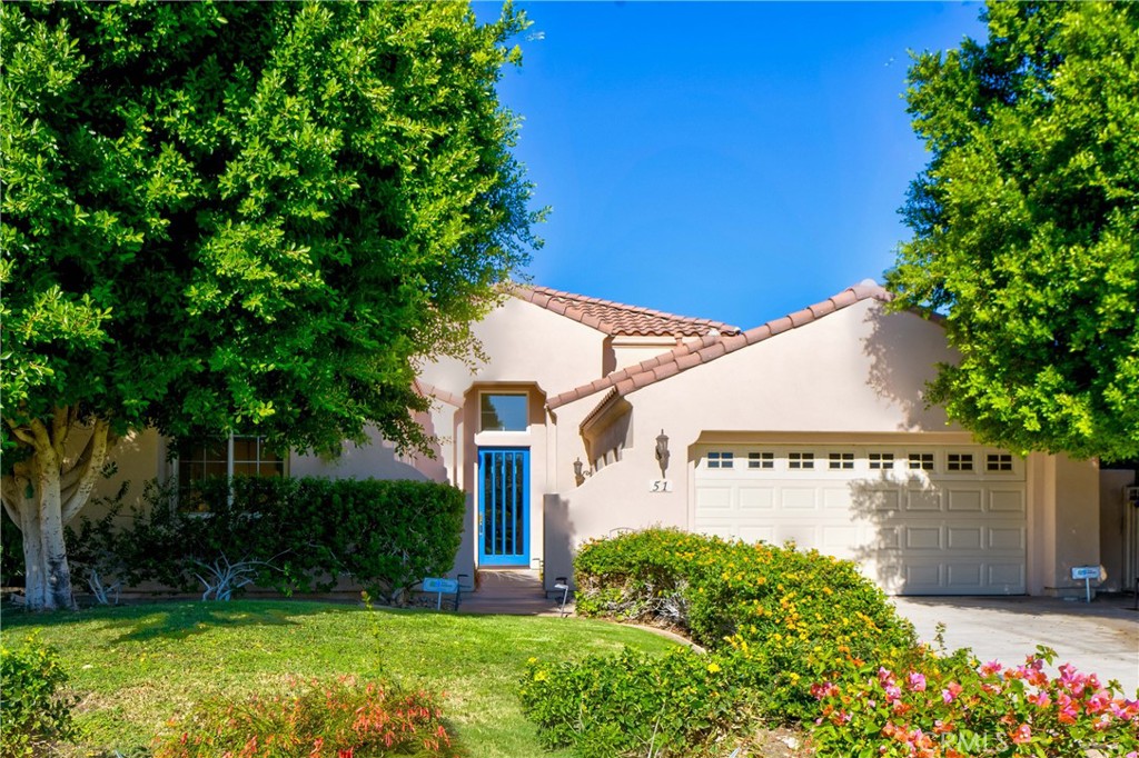 51 Vía Bella Rancho Mirage, CA 92270 - Photo 3 of 49