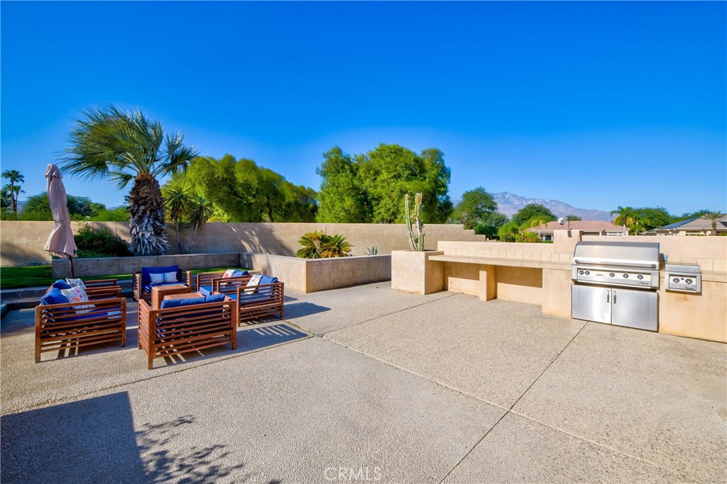 51 Vía Bella Rancho Mirage, CA 92270 - Photo 43 of 49