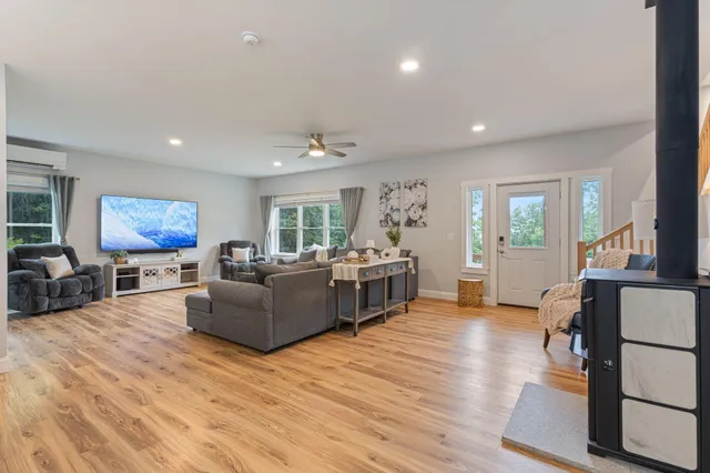 $674,900 | 19 Winters Road, Holden, ME 04429