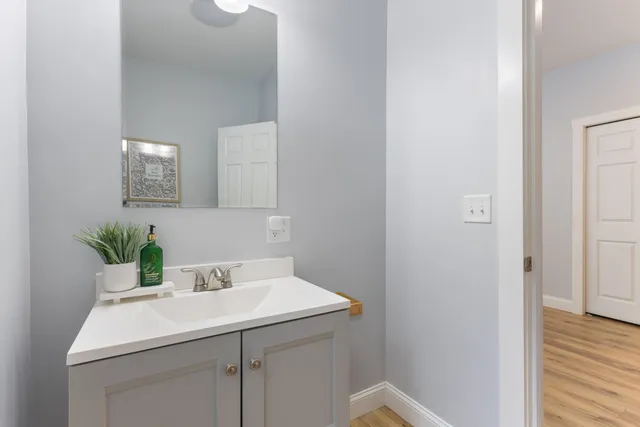 $674,900 | 19 Winters Road, Holden, ME 04429