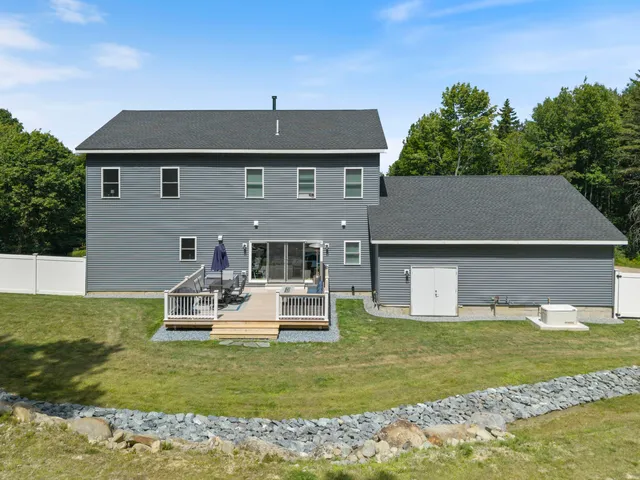 $674,900 | 19 Winters Road, Holden, ME 04429