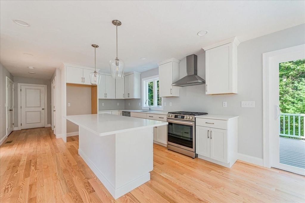 75 Fern Hollow Road Bridgewater, MA 02324 - Photo 4 of 23 Gallery Image 4