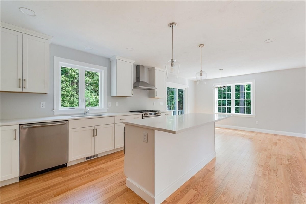 75 Fern Hollow Road Bridgewater, MA 02324 - Photo 7 of 23 Gallery Image 7